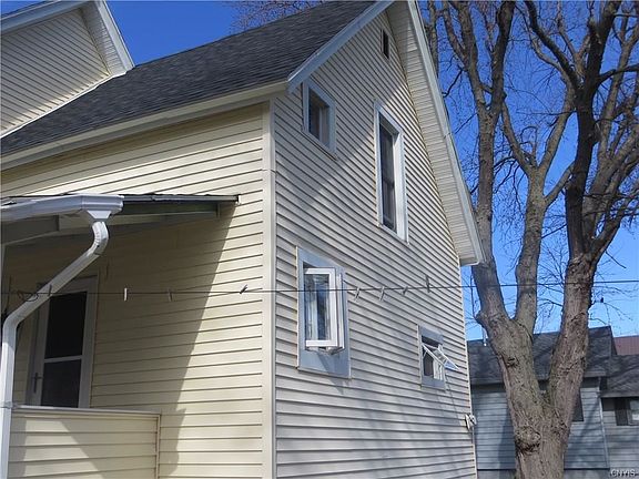 3rd image of 115 Potter Ave