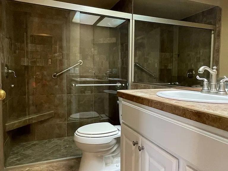 375 London Bridge Rd #39 — Photo 38