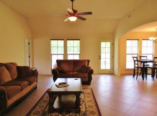 116 Dalewood Dr, Silsbee, TX 77656