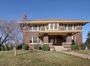 433 N 20th St, Quincy, IL 62301