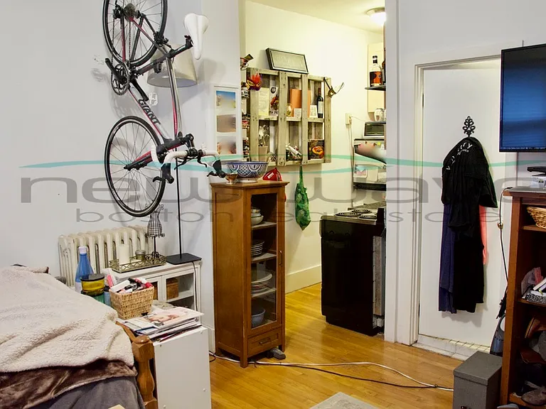 108 Myrtle St #3 — Photo 4