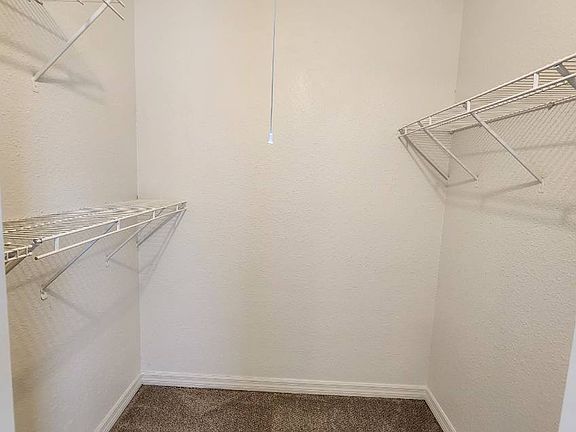 5th image of 3026 Hanging Rock Ct E