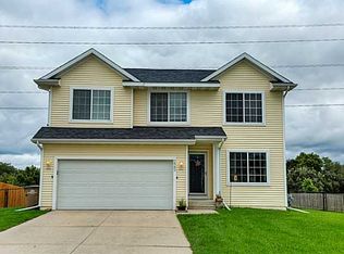 225 Burr Oak Blvd, Pleasant Hill, IA 50327