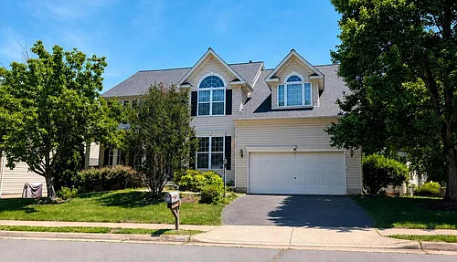820 Saddleback Pl NE Photo 1