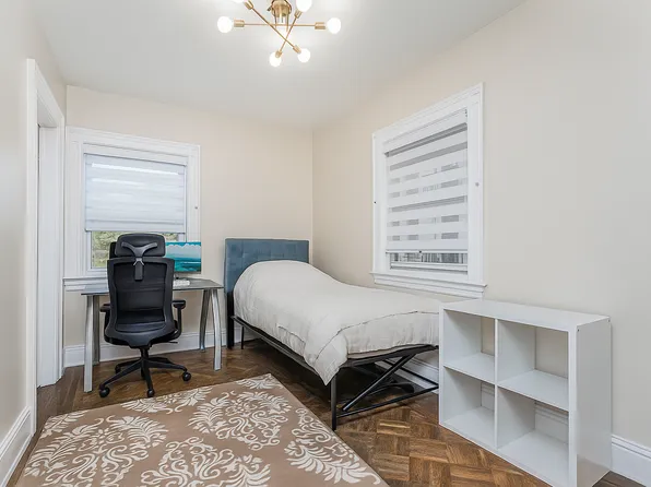 1917 Glenwood Road image 22 of 36