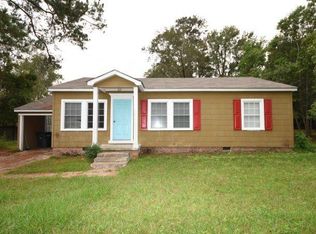 1402 Williams St, Columbia, MS 39429