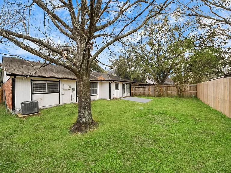 4915 Pecan Grove Dr — Photo 28