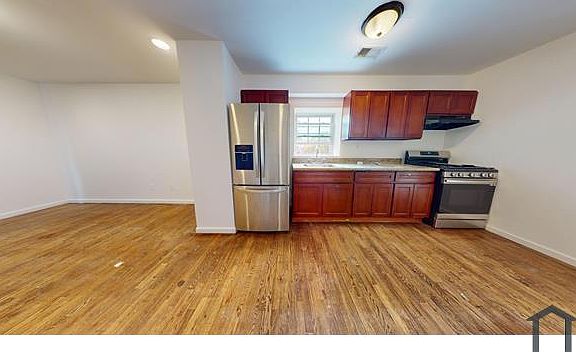 3rd image of 35 Wright St #1