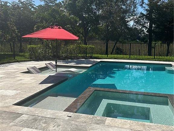 2nd image of 1588 Mockingbird DR