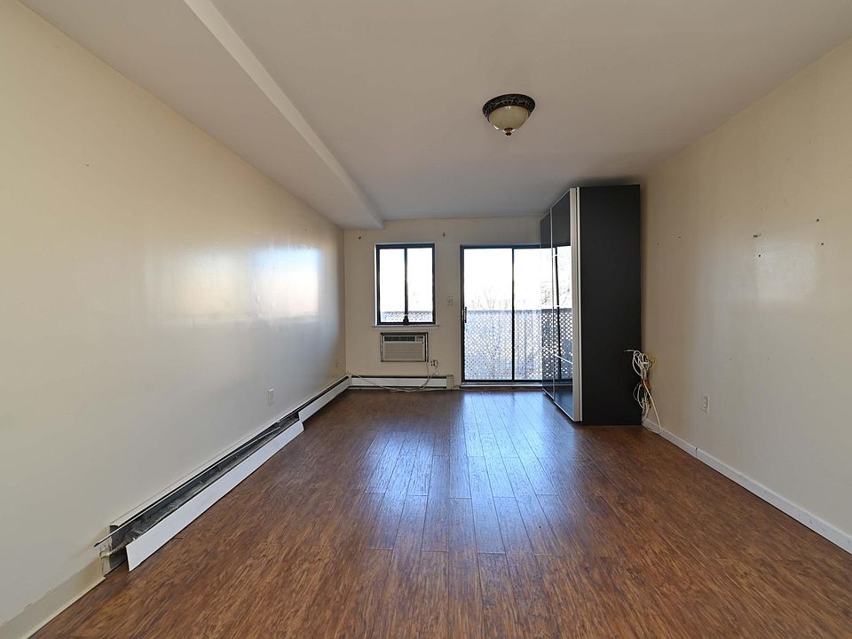 1st image of 1706 Cropsey Ave #7007