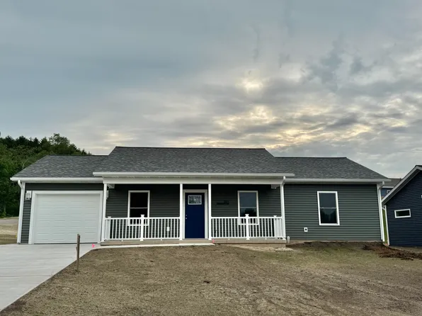 281 Aspen Hill Dr, Shelby, MI 49455