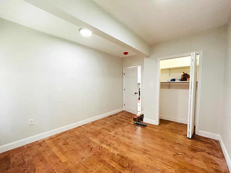 27 Waverly St #1 — Photo 15