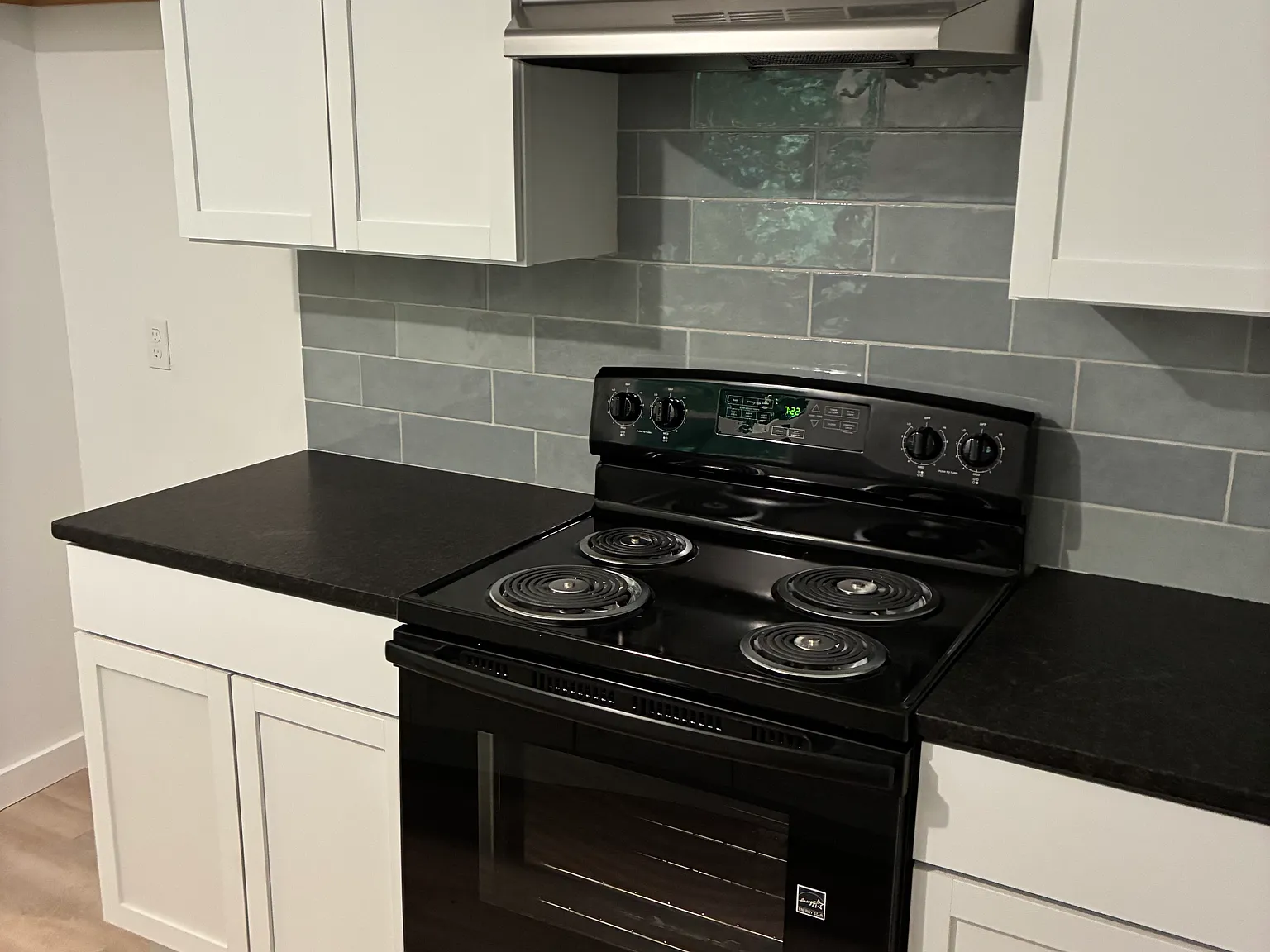 2 bed, 980 sqft, $995 — Photo 3