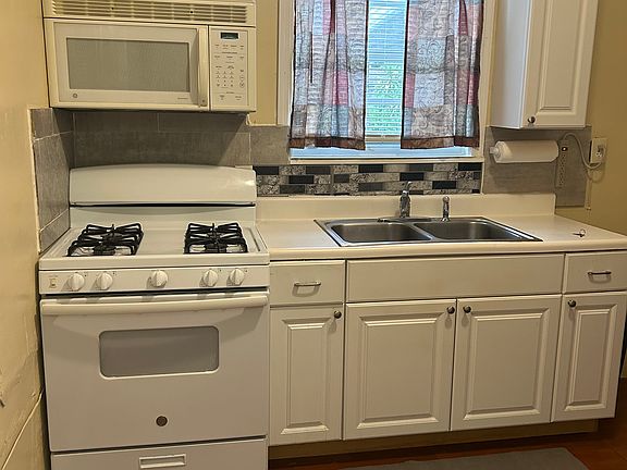 Separate lichen with fridge stove and microwave