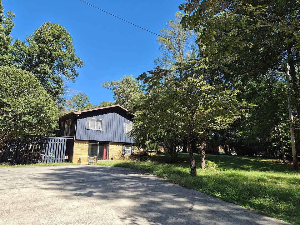 2nd image of 2470 Eastbrook Rd
