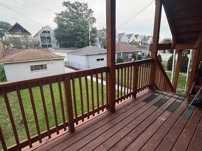 2851 N Springfield Ave — Photo 5