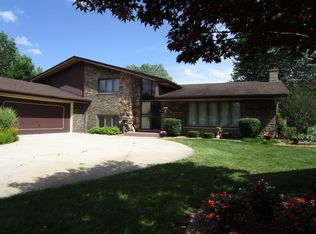 16729 Kimbark Ct, South Holland, IL 60473