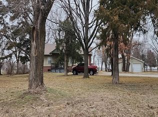 17605 E Overland Rd, Nevada, MO 64772