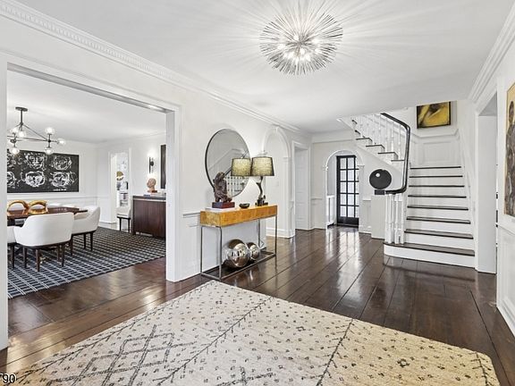 2nd image of 29 Gordon Rd