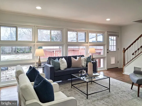 1702 Veirs Mill Rd, Rockville, MD 20851