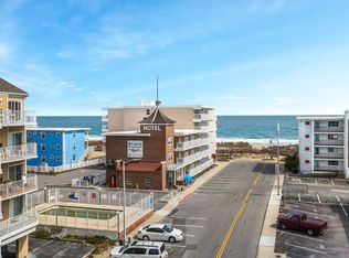 15 45th St UNIT 401, Ocean City, MD 21842