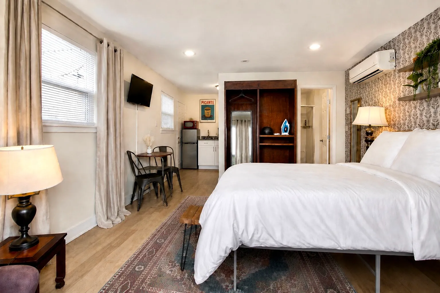 Studio, $1,500 — Photo 4