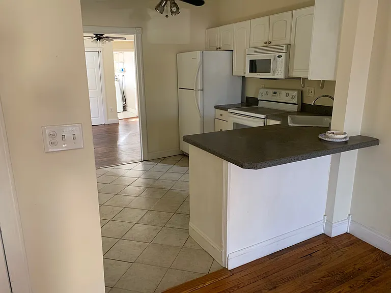 34 N 2nd St #2 — Photo 4