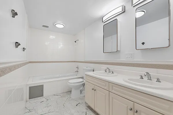 Rented by Cooper & Cooper Real Estate | media 14