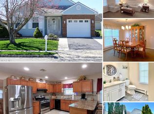 106 Chesterfield Lane, Toms River, NJ 08757