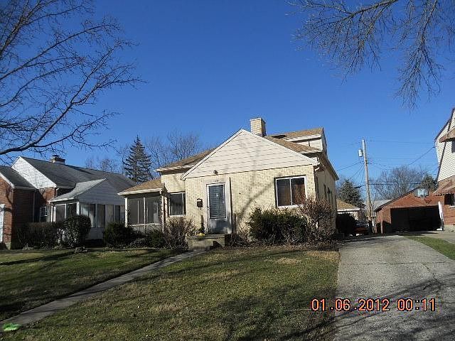 1st image of 1045 Broadmoor Dr