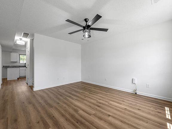2nd image of 821 Mickey Ln