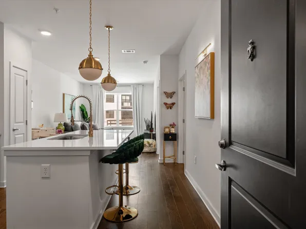 1677 54th Ave N APT 218, Nashville, TN 37209