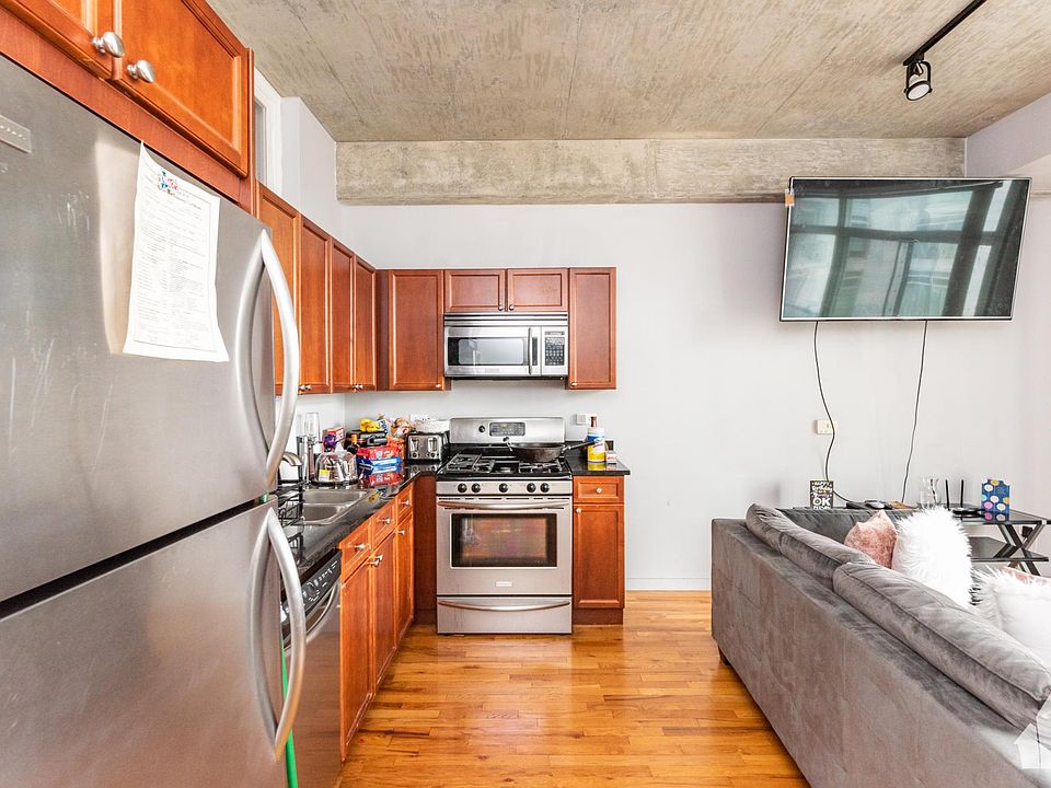 1st image of 1620 S Michigan Ave #820G