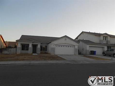 1st image of 13957 Dahlia Dr