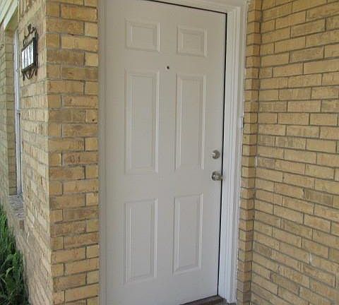 2nd image of 3800 Manzanillo East Dr
