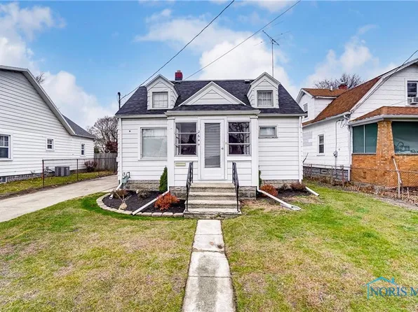 2644 Arletta St, Toledo, OH 43613
