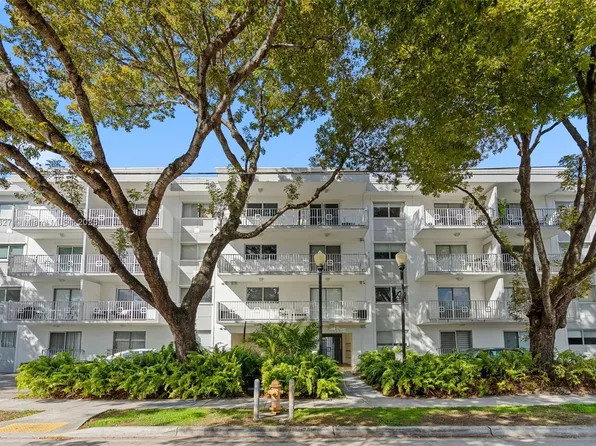445 SW 11th St APT 104, Miami, FL 33130