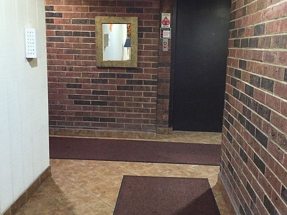 3rd image of 9395 Landings Ln Unit 206