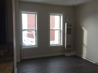 122 N Main St APT 2, Oconomowoc, WI 53066