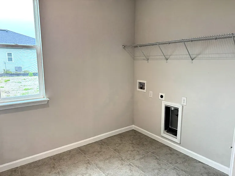 6 Blue Grotto Pl — Photo 18