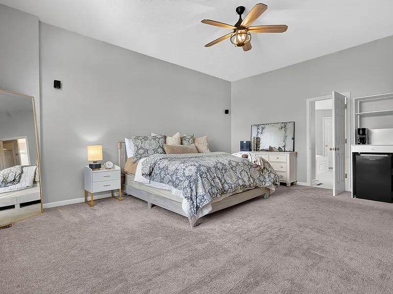 3811 Pine Bank Dr — Photo 29