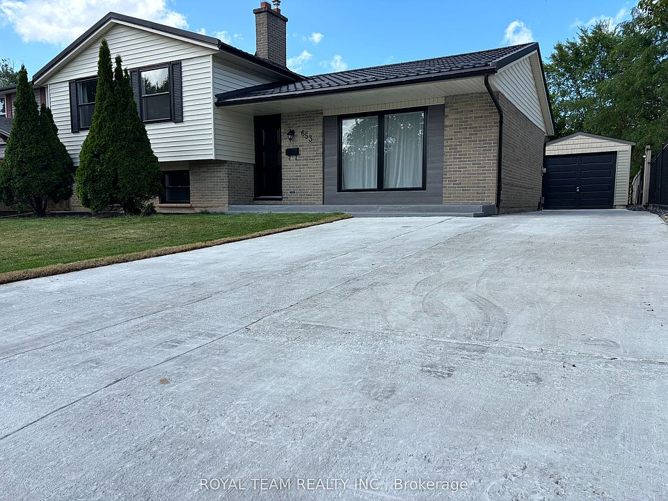 1st image of 653 Steeplechase Dr