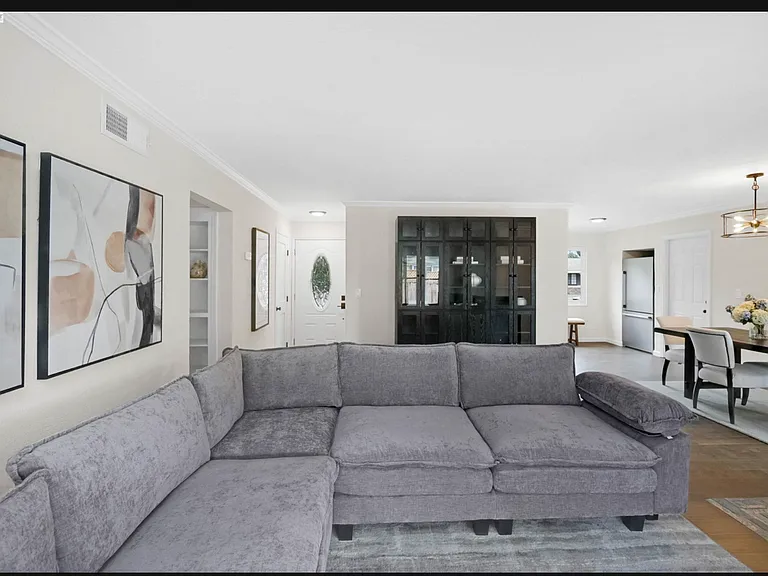 7 Newhall St — Photo 14