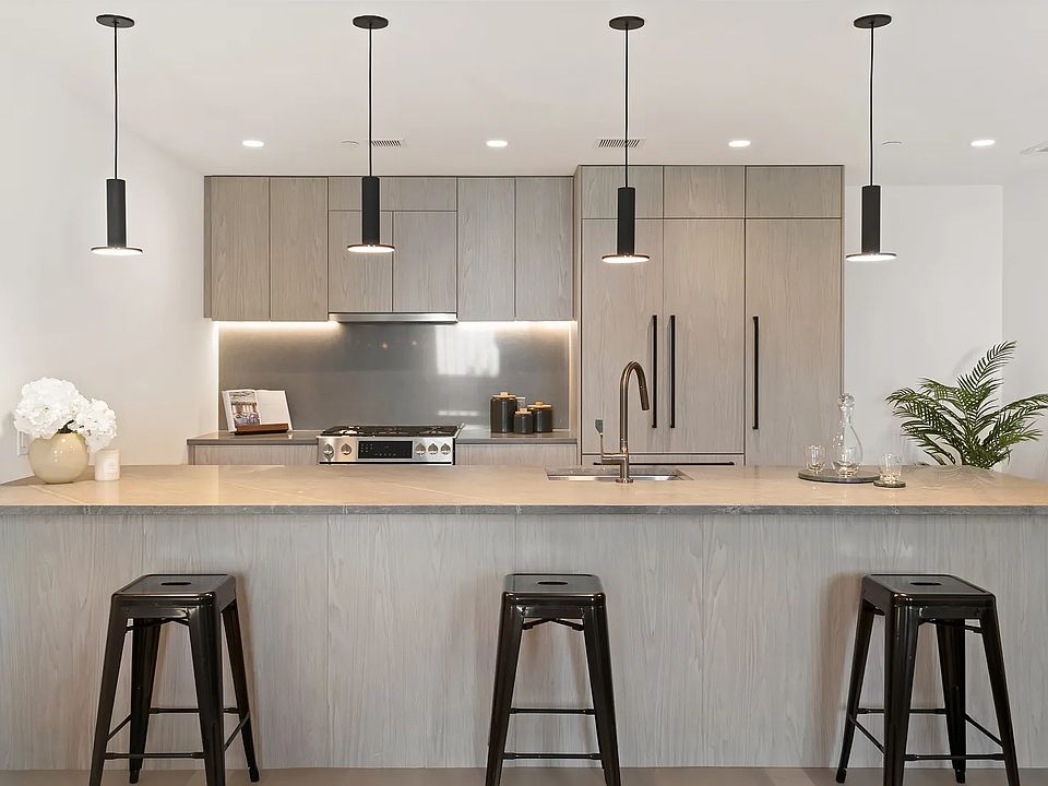 1st image of 1080 Lorimer St #2D