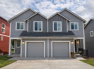 205 Cloverdale Rd UNIT B, Kalama, WA 98625