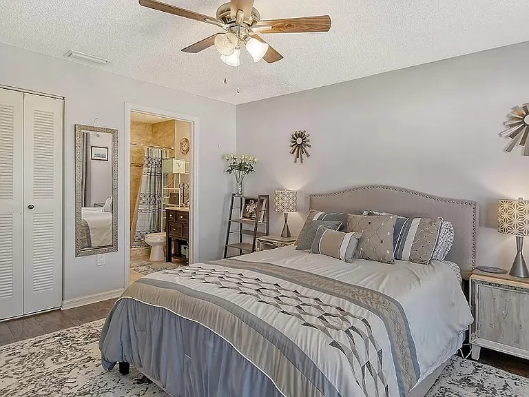 5450 Longwood Run Blvd #202 — Photo 17