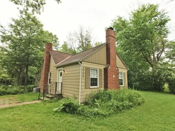 2757 Rockefeller Rd, Willoughby Hills, OH 44092