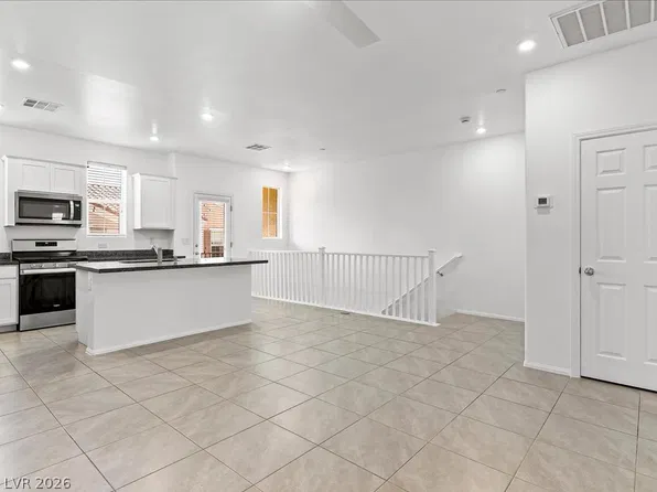 671 Foam Flower Ln, Henderson, NV 89015