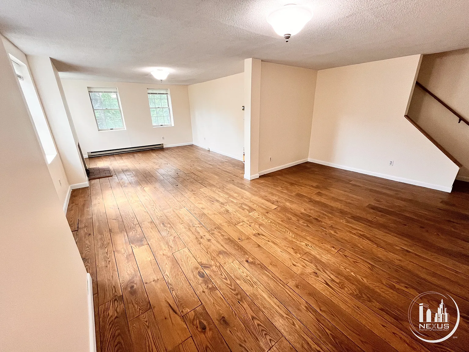 2 bed, 1980 sqft, $1,999 — Photo 3