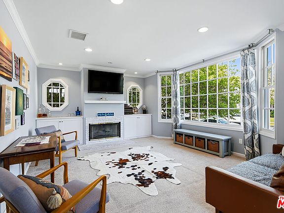 4th image of 8128 Regis Way